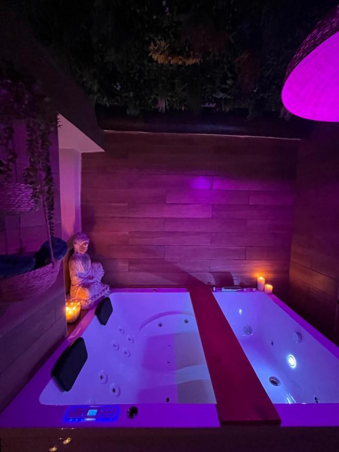 Le Balneo Jacuzzi Vieil Antibes Safranier Exterior foto